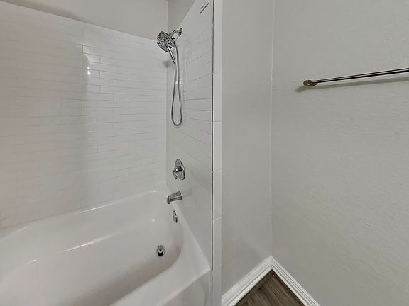 5th image of 10414 Cathedral Dr