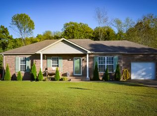 1039 Glennie Lee Dr, Greenbrier, TN 37073