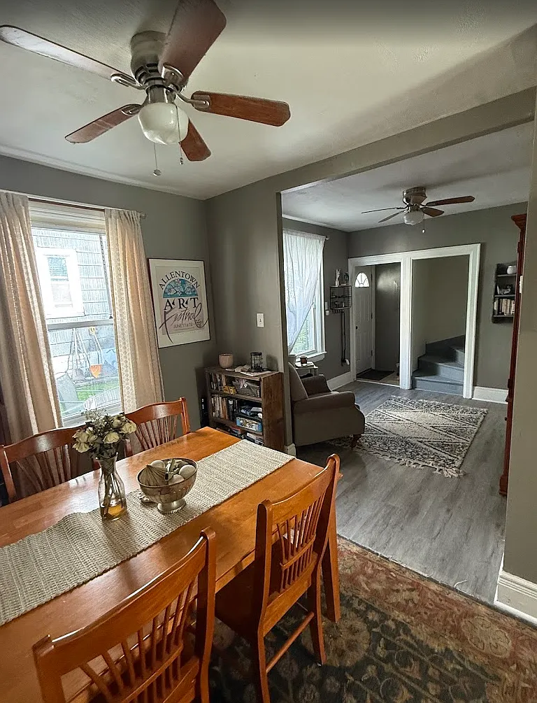 3 bed, 1058 sqft, $1,650 — Photo 3