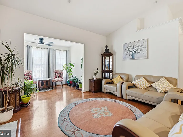 9224 Cardinal Forest Ln #J — Photo 12