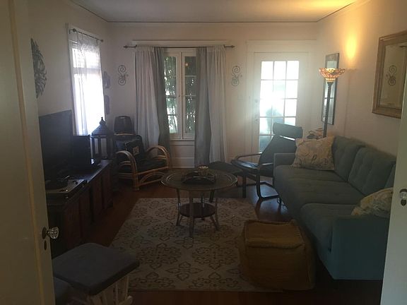 Living room 2