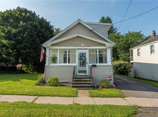 64 Burrstone Rd, New York Mills, NY 13417