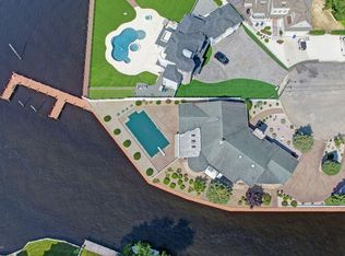 105 Point O Woods Dr, Toms River, NJ 08753