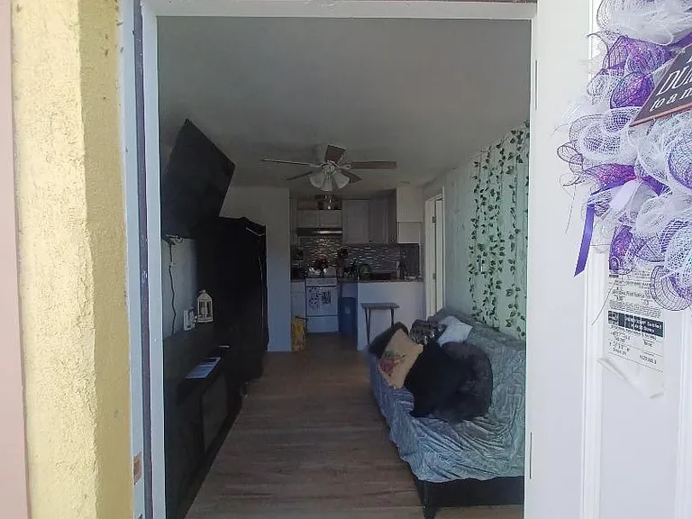 137 Highland Ave — Photo 3