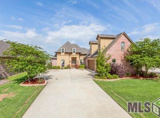 8120 Lavender Dr, Baton Rouge, LA 70818
