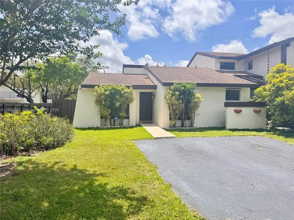 6726 SW 129th Pl, Miami, FL 33183
