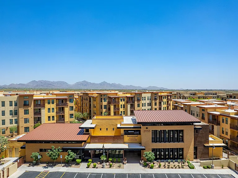 IMT Desert Ridge — Photo 24