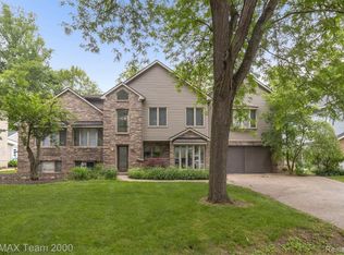 16128 Southampton St, Livonia, MI 48154