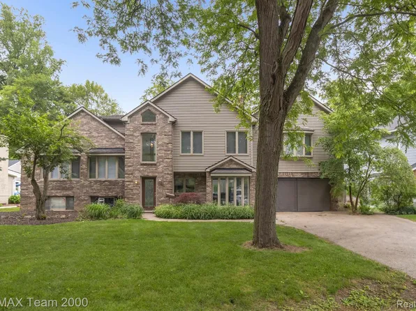 16128 Southampton St, Livonia, MI 48154