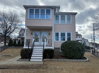 71 Crawford St, Watertown, MA 02472