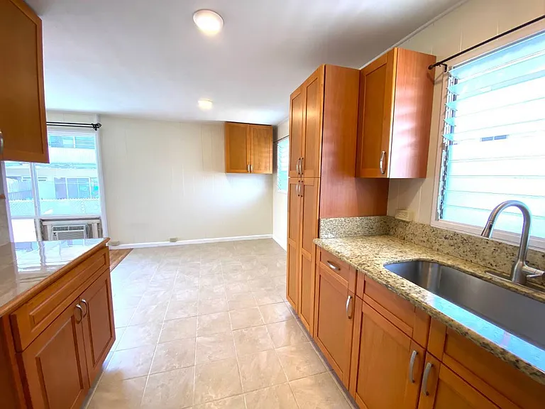 1825D Liliha St #D — Photo 4