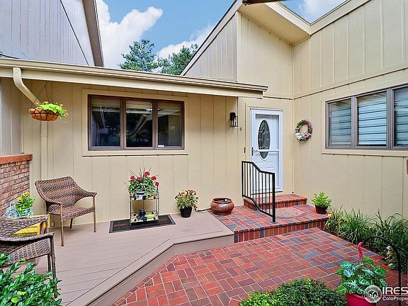 3rd image of 1357 43rd Ave #9