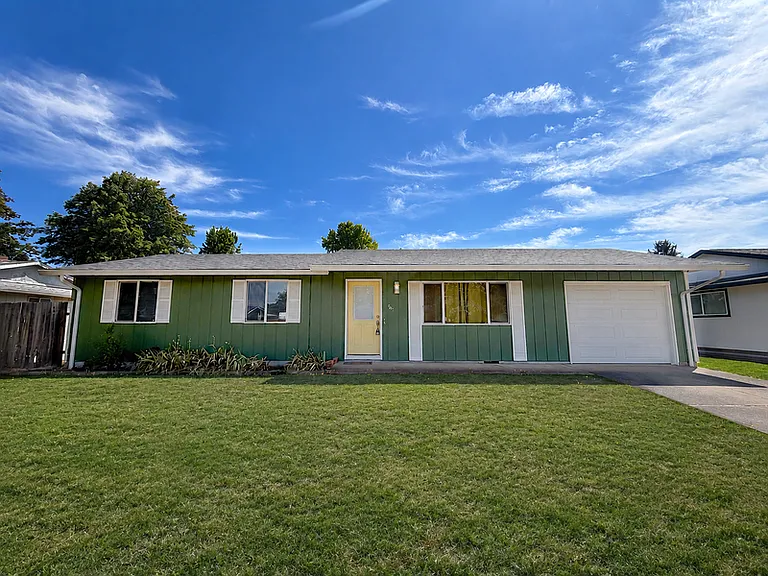 410 Crona St — Photo 1