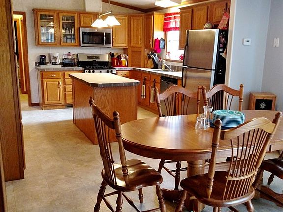 2nd image of 31061 Alder Dr