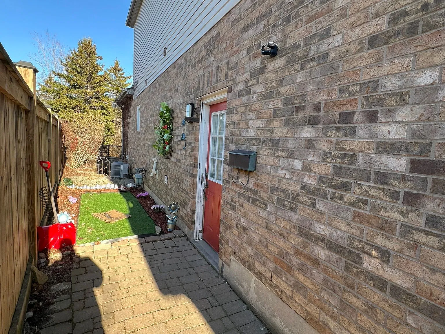 1 bed, $1,400 — Photo 2