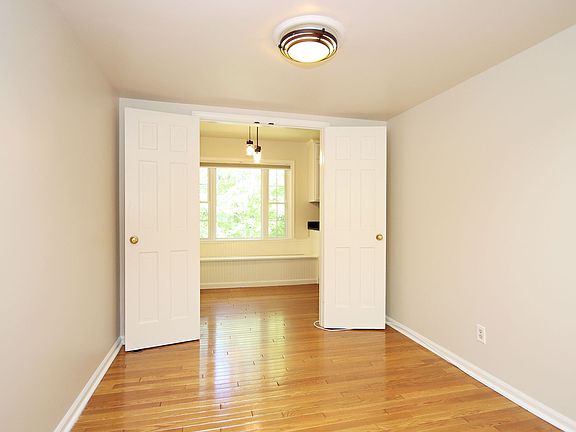 5th image of 43 Georgetown Grn