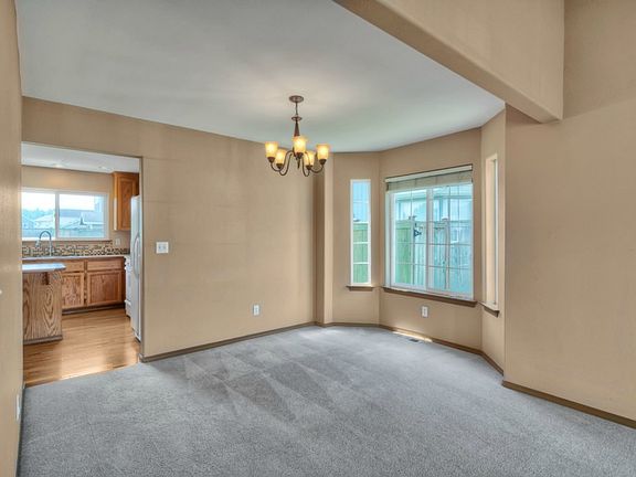 5th image of 311 Thompson Ave NW