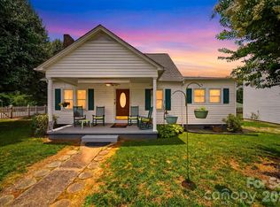 408 Garrou Ave SE, Valdese, NC 28690