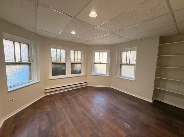 6121 N Fairfield Ave #G, Chicago, IL 60659