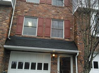 1503 Timberidge Dr, Bethel Park, PA
