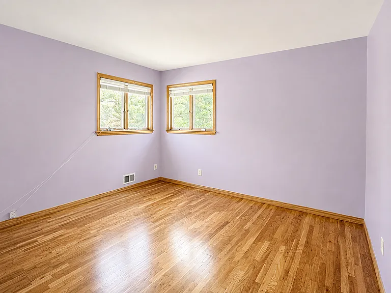 3646 Amboy Rd — Photo 7