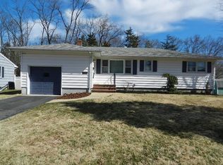 308 Salvatore Ave, Middlesex, NJ 08846