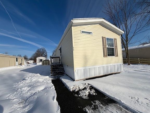 5th image of 11 Woodside Dr #286