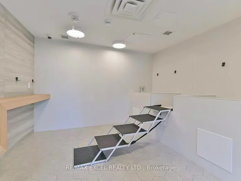 500 Wilson Ave #109 — Photo 22