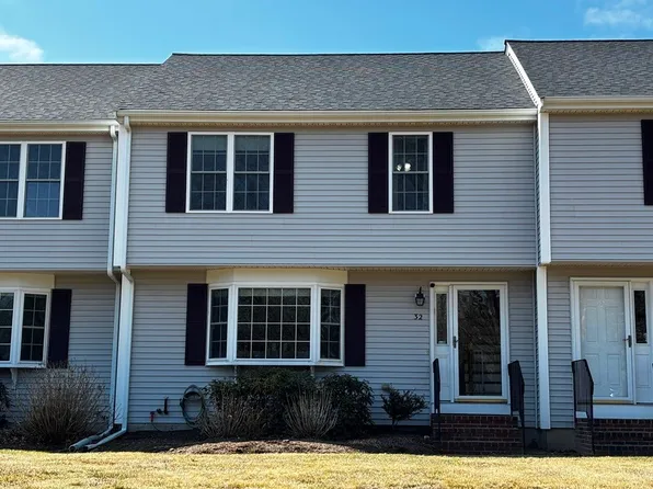 32 Old Plymouth St Unit 32, East Bridgewater, MA 02333