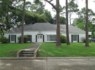 710 Guidry St, Berwick, LA 70342