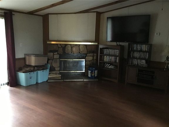 4th image of 118 Bernadette Ln