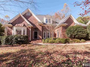 3720 Sparrow Pond Ln, Raleigh, NC 27606