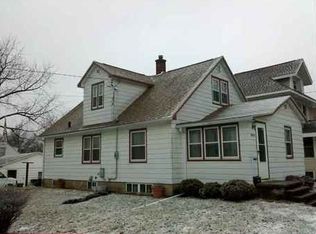 924 Hammond Ave, Waterloo, IA 50702