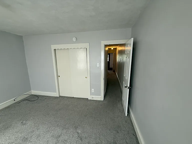 38 Carroll St — Photo 6