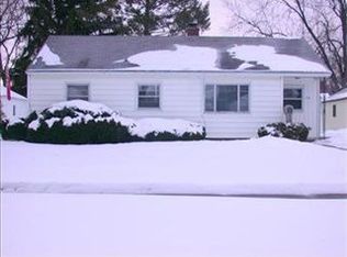 1118 Clearview St, Kalamazoo, MI 49048