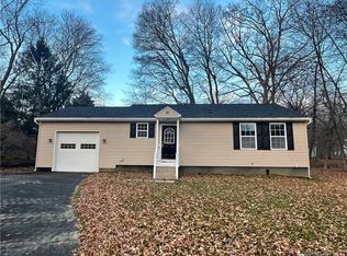 57 Mohegan Park Rd, Norwich, CT 06360