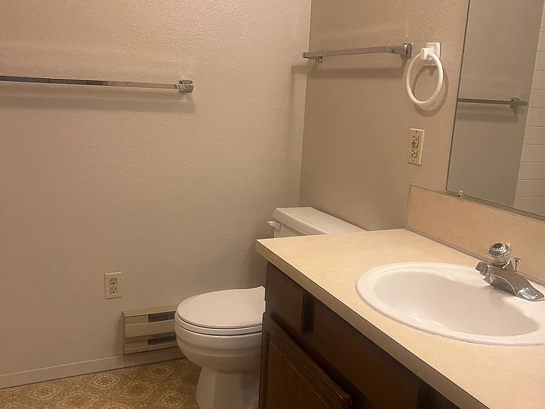 216 Cheyenne Dr — Photo 8