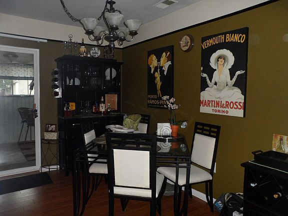 3rd image of 20 Clover St