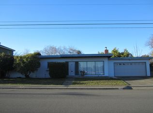 1322 Gross St, Eureka, CA 95503