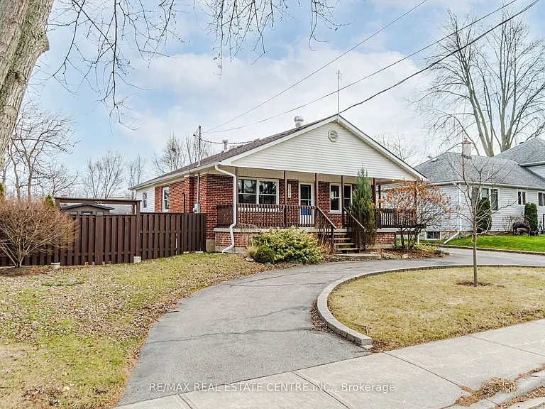 1904 Balsam Ave — Photo 2