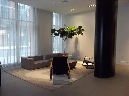 Rented by Apartment Luxe Realty Group, Inc | media 9
