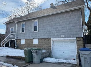 2305 W Grant St, Milwaukee, WI 53215