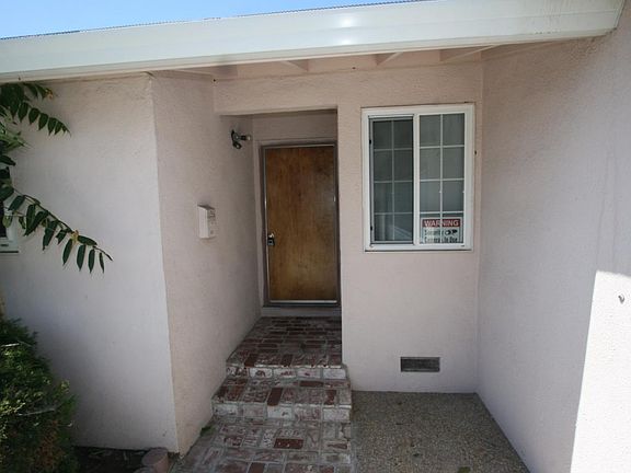 4th image of 2855 Cornwall Dr