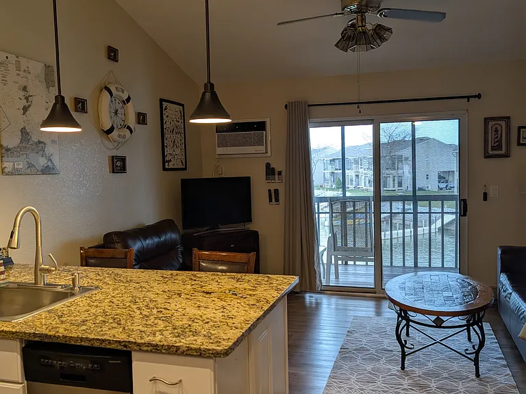 6254 N Harris Harbor Dr — Photo 2
