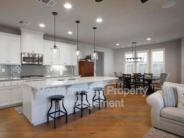 230 9th St, Marina, CA 93933