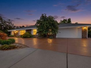 7704 American Heritage Dr NE, Albuquerque, NM 87109