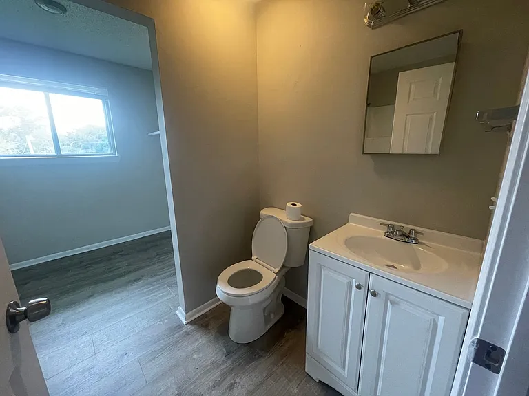 7301 N Moberly Dr #B — Photo 13