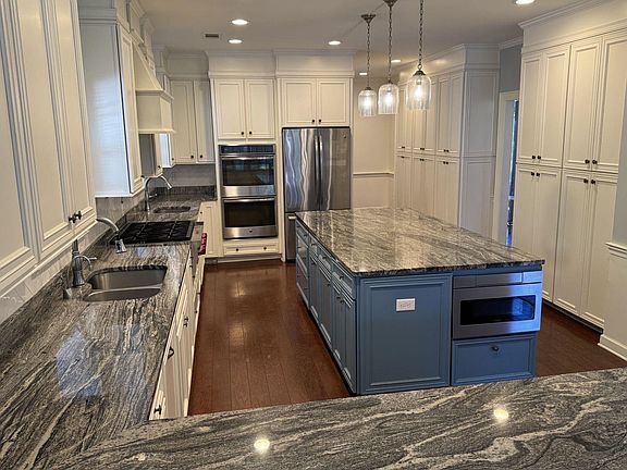 5th image of 5594 Kings Point