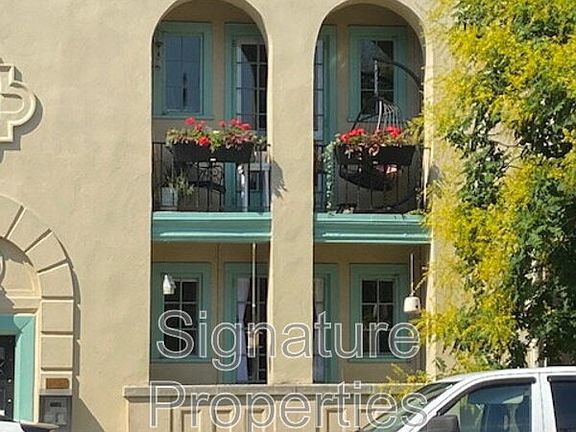 5th image of 501 N Arthur Ashe Blvd #10