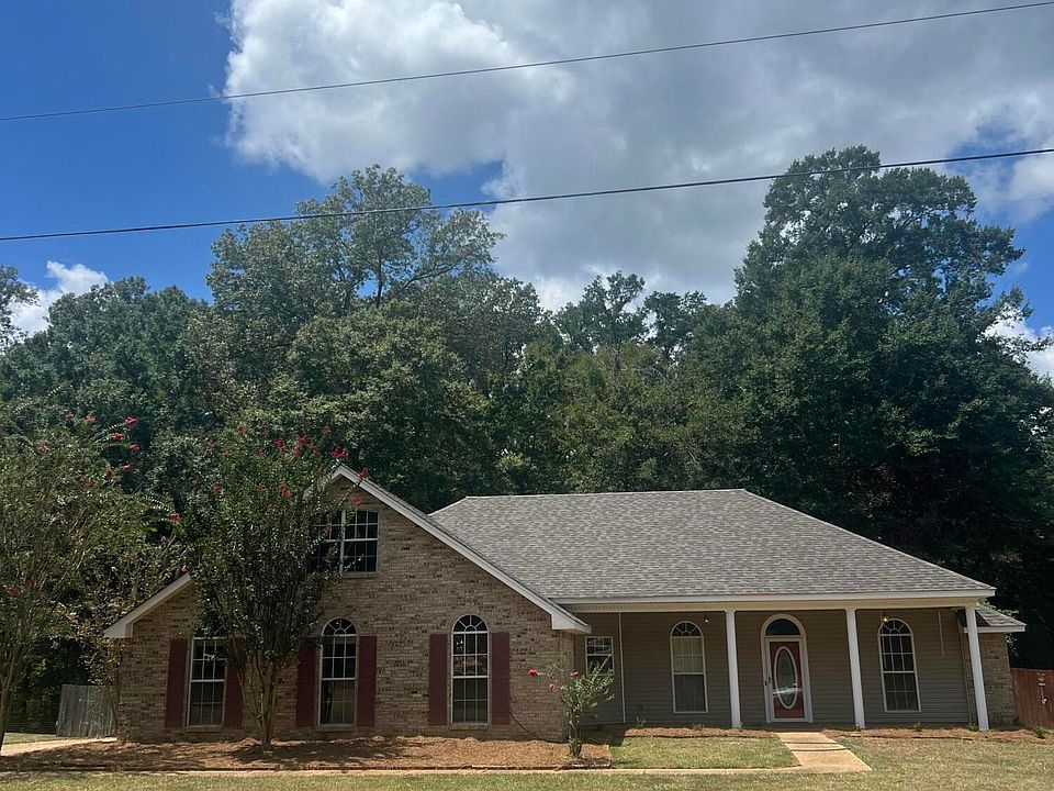 1st image of 308 Seminole Cir